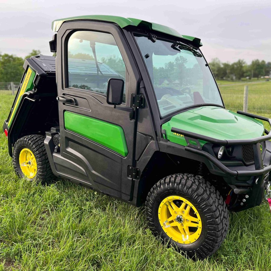 2023-john-deere-gator-835r-08